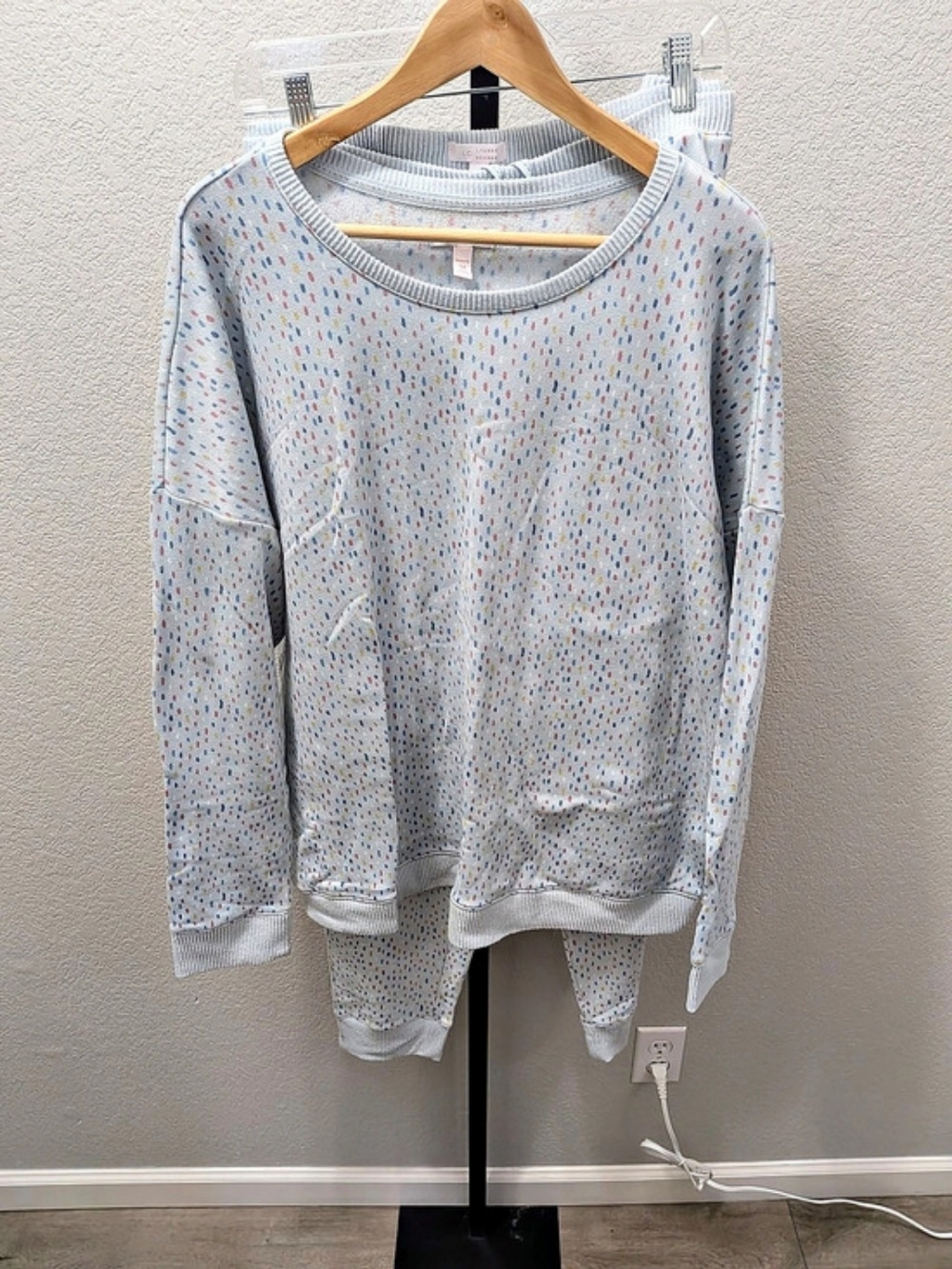 Lauren Conrad Women's Pajama Set